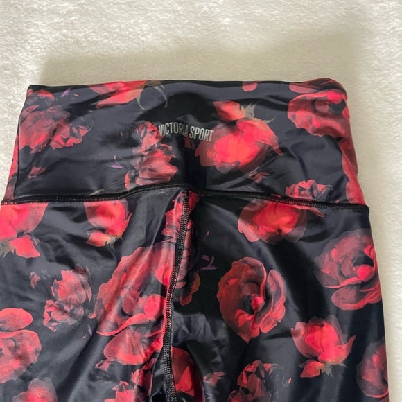 Victoria's Secret Black and Red Floral Leggings - Picture 7 of 9